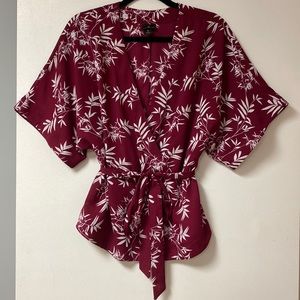 Medium Red and White Kimono Style Shirt